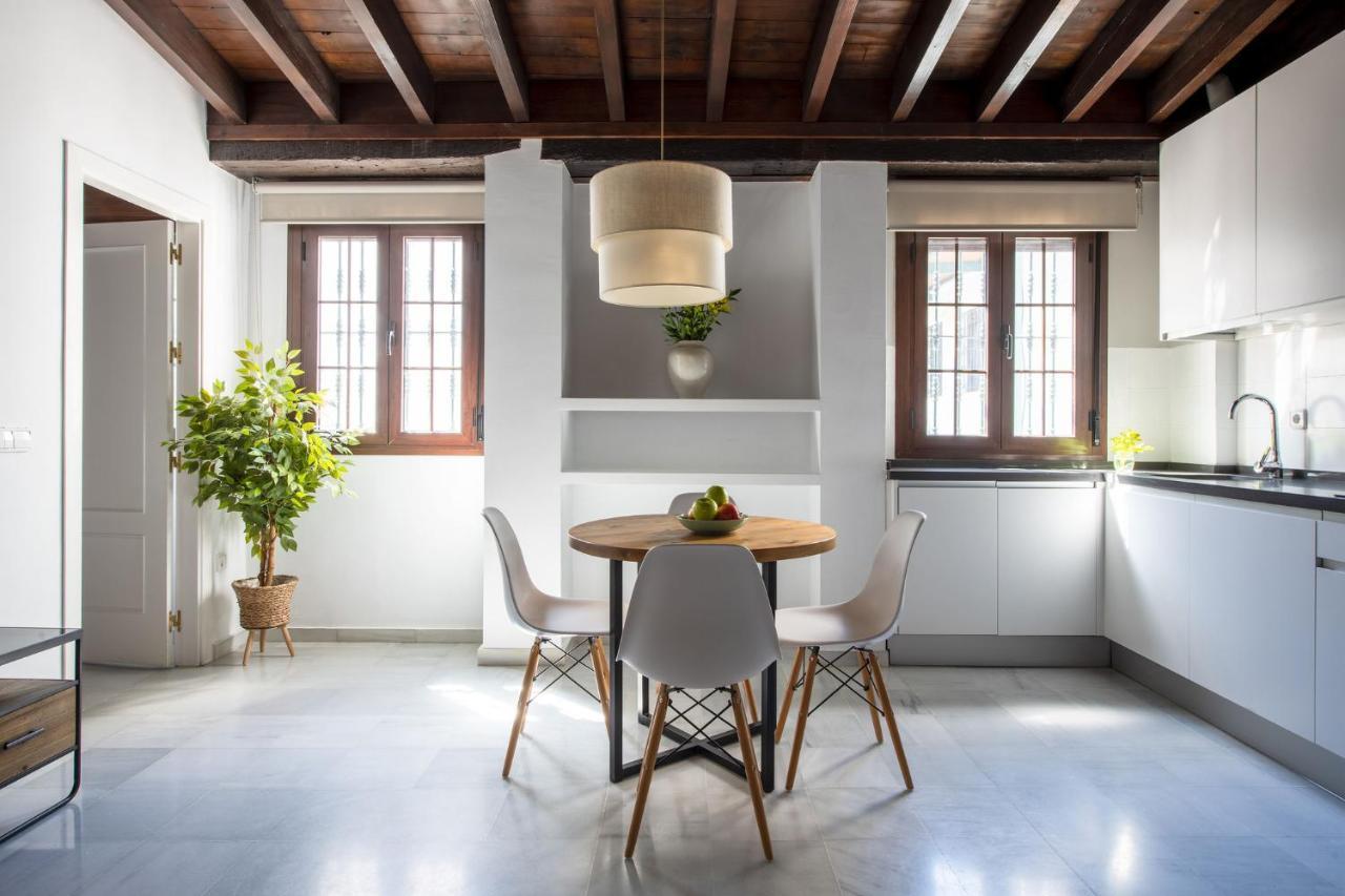 Triana Boutique Apartments By Hommyhome Séville Extérieur photo