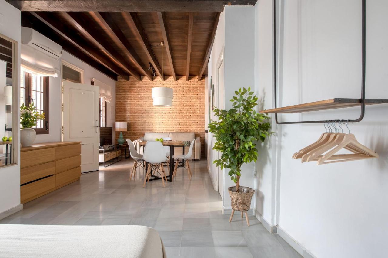 Triana Boutique Apartments By Hommyhome Séville Extérieur photo