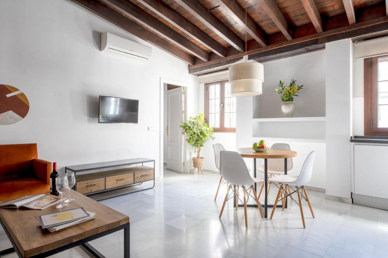 Triana Boutique Apartments By Hommyhome Séville Extérieur photo