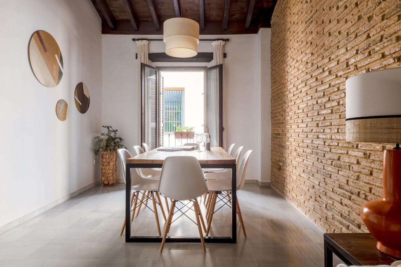 Triana Boutique Apartments By Hommyhome Séville Extérieur photo