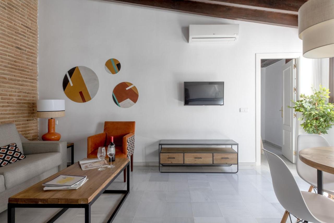 Triana Boutique Apartments By Hommyhome Séville Extérieur photo