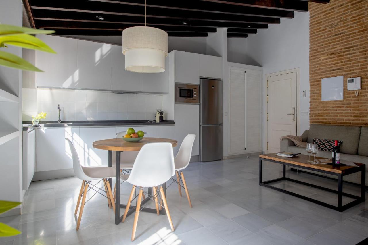 Triana Boutique Apartments By Hommyhome Séville Extérieur photo