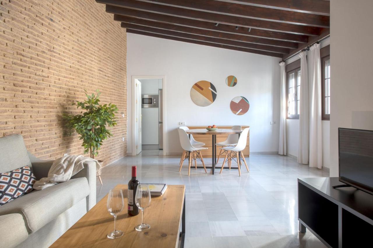 Triana Boutique Apartments By Hommyhome Séville Extérieur photo