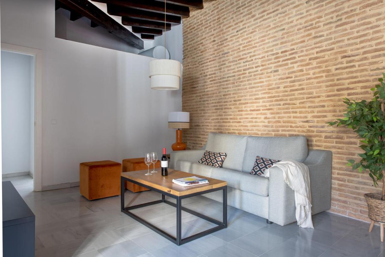 Triana Boutique Apartments By Hommyhome Séville Extérieur photo